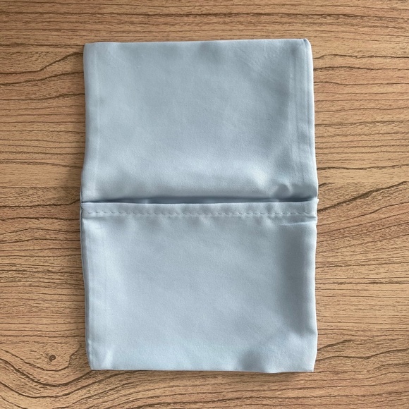 Authentic Gucci gift box and dust bag - apple print Chinese valentines packaging - Picture 4 of 8